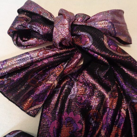 ROMANTIC PURPLE PAISLEYS SHINE METALLIC SCARF